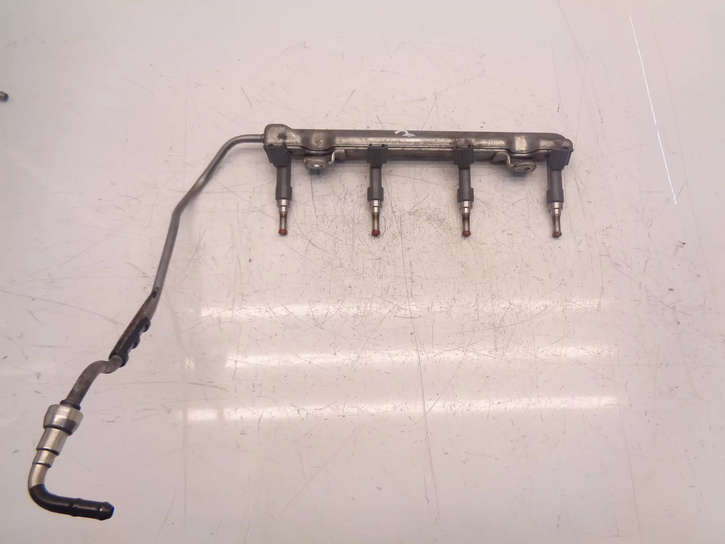 Rampa de inyectores Toyota 1,8 Hybrid 2ZR-FXE 2ZR