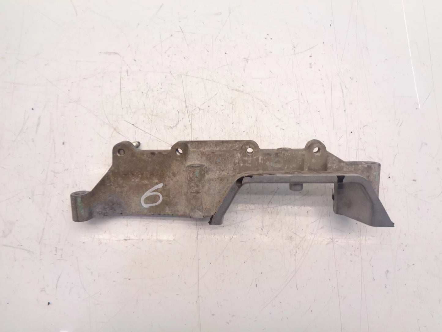 Soporte Isuzu 2,5 CRDI Diesel 4JK-1E5-TC 4JK1-TC