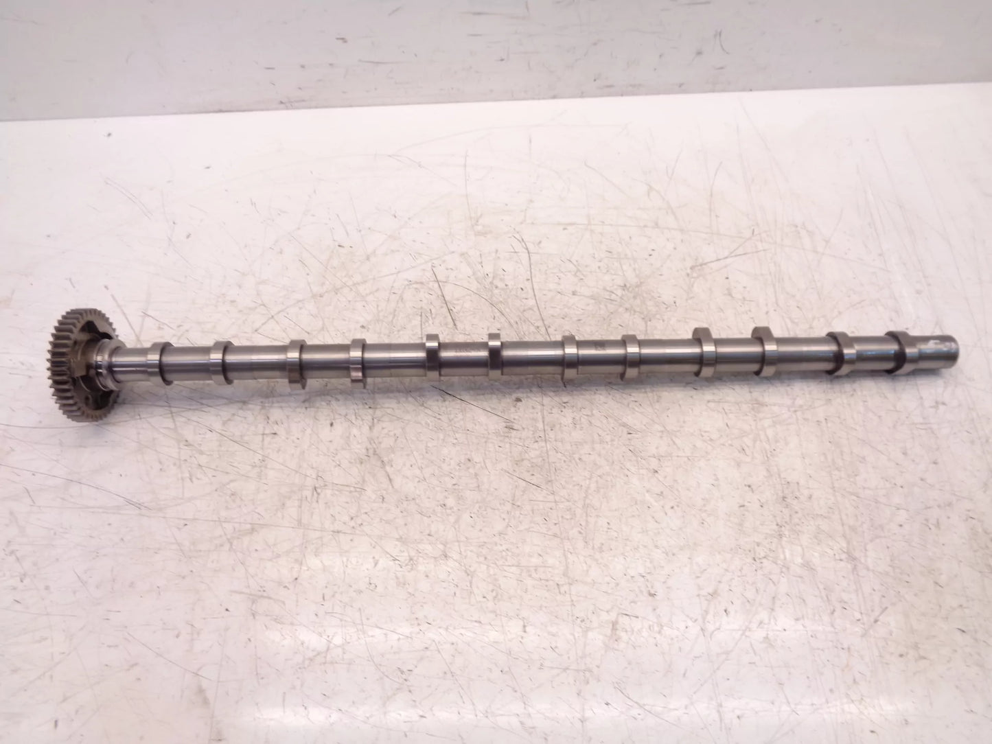Árbol de levas BMW X5 G05 F95 3.0 D xDrive Diesel B57D30A B57 736395 8570129