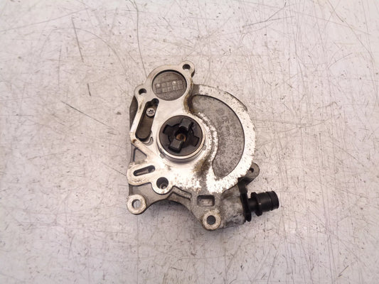 Bomba de vacío Volkswagen Volkswagen 1,6 TDI Diesel CAYC CAY 03L100J 03L145207