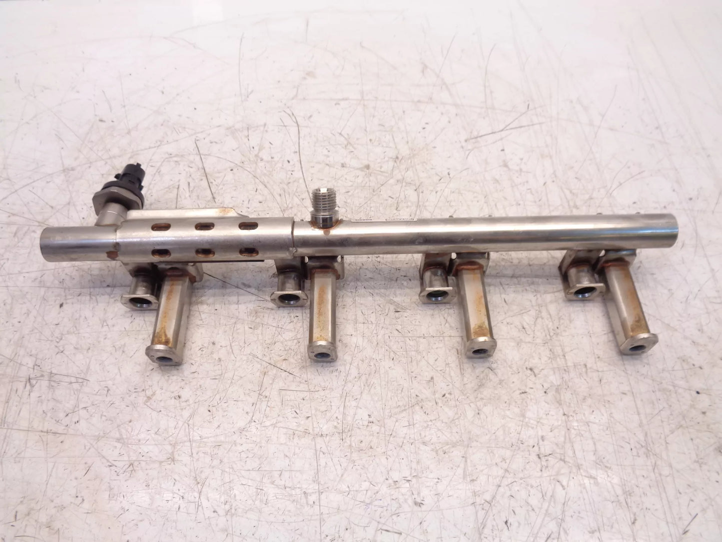 Rampa de inyectores Ford 1,6 ST gasolina JTJB CJ5G-9H487-BB