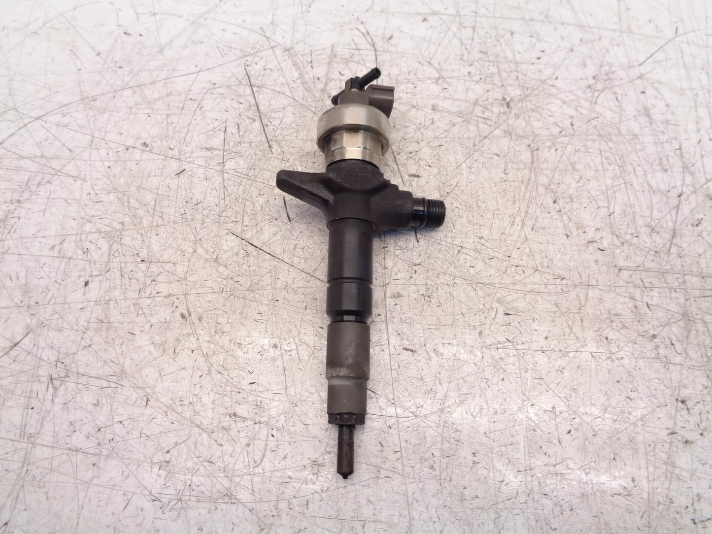 Inyector Isuzu D-Max TFR 2.5 DiTD 4x4 4JK1-TC 8980116054