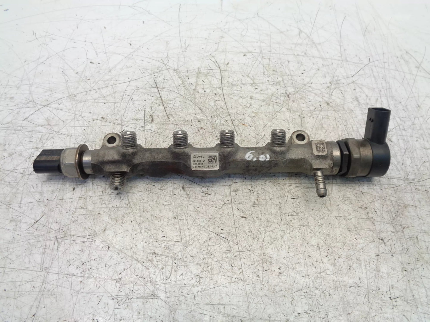 Rampa inyectora Volkswagen Audi 2,0 TDI Diesel DGCA DGC 04L089D