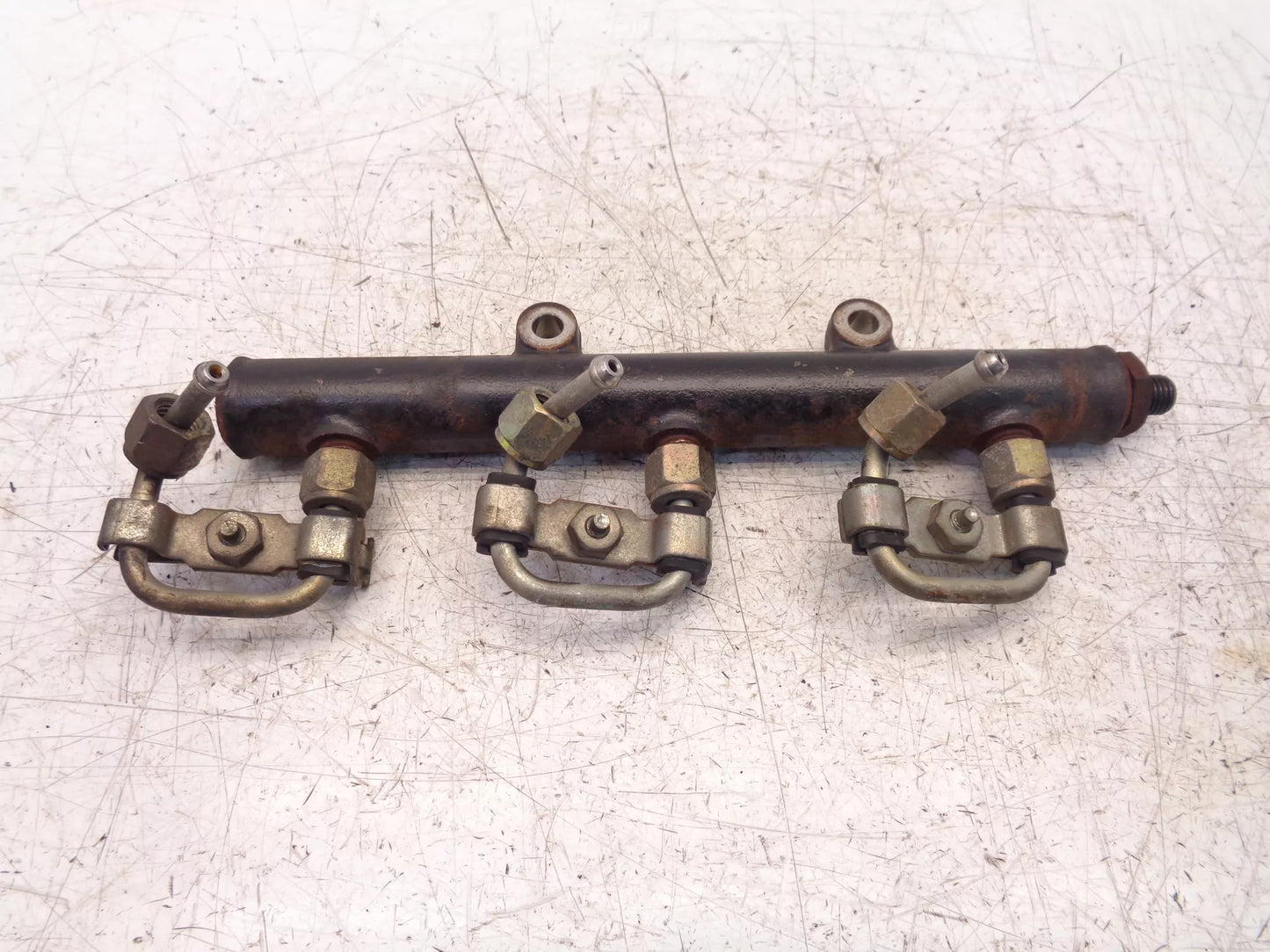 Rampa inyectora Land Rover 2,7 D 276DT 4R8Q-9D280-AC