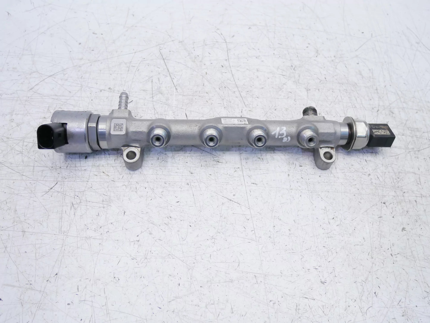 Rampa inyectora Audi 2,0 TDI DETA DET 04L089H