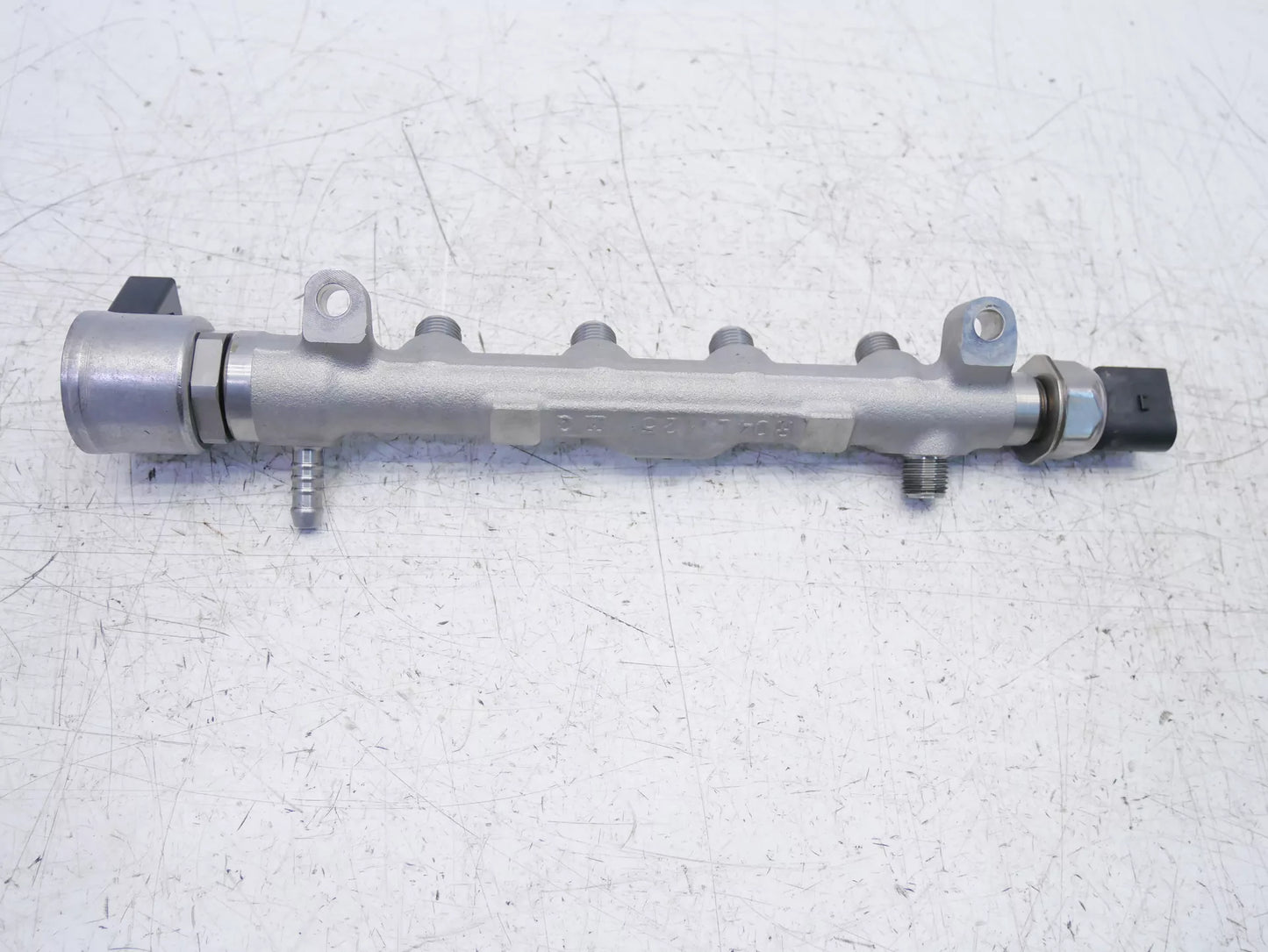 Rampa inyectora Audi 2,0 TDI DETA DET 04L089H