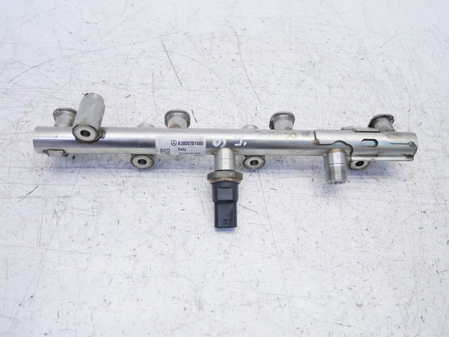 Rampa de inyectores Mercedes-Benz 1,3 M282.914 A2820701400 A2820701100