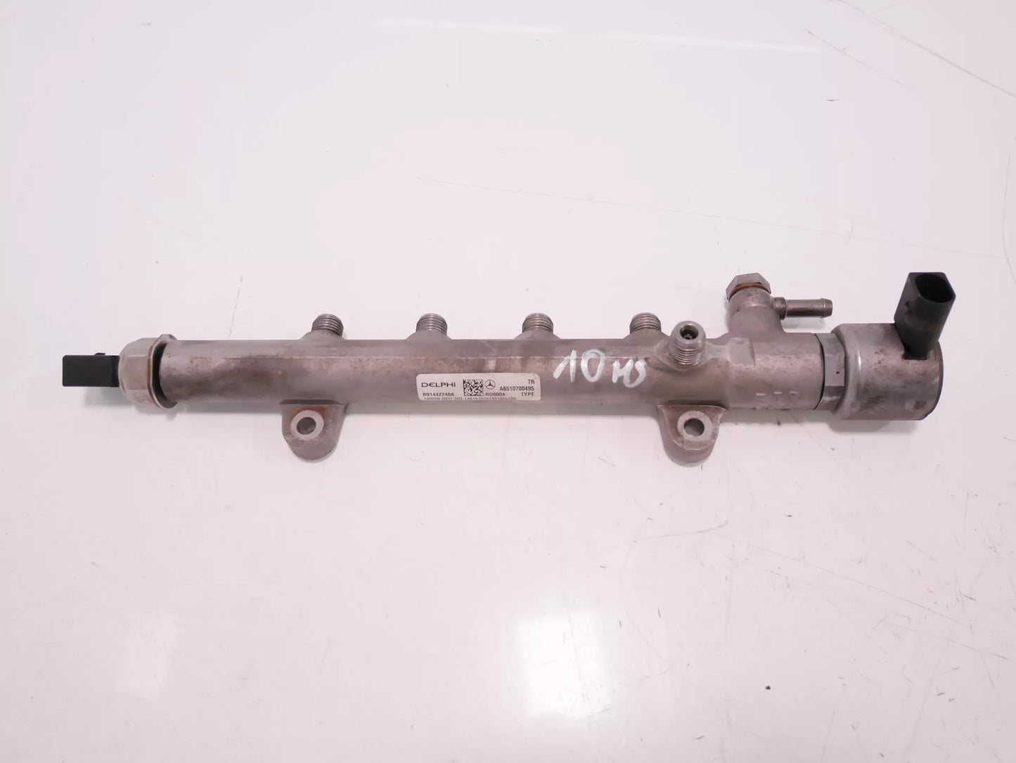 Rampa inyectora Mercedes-Benz 2,2 CDI OM 651.930 A6510700495