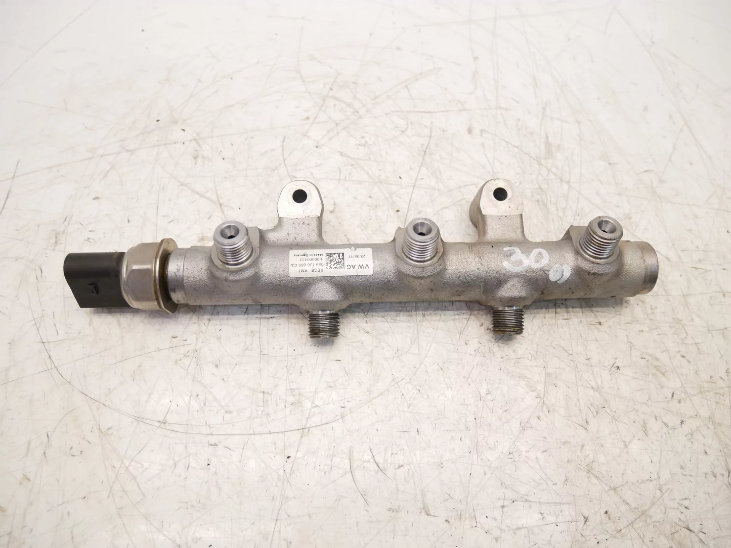 Rampa inyectora Audi 3,0 TDI Diesel CZVA CZV 059130089CS