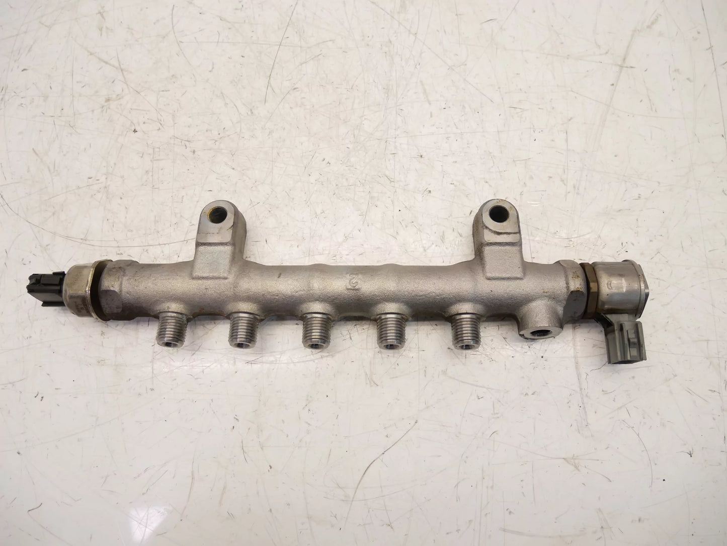 Rampa inyectora Subaru 2,0 D AWD EE20Z EE20 A56070 01S11613