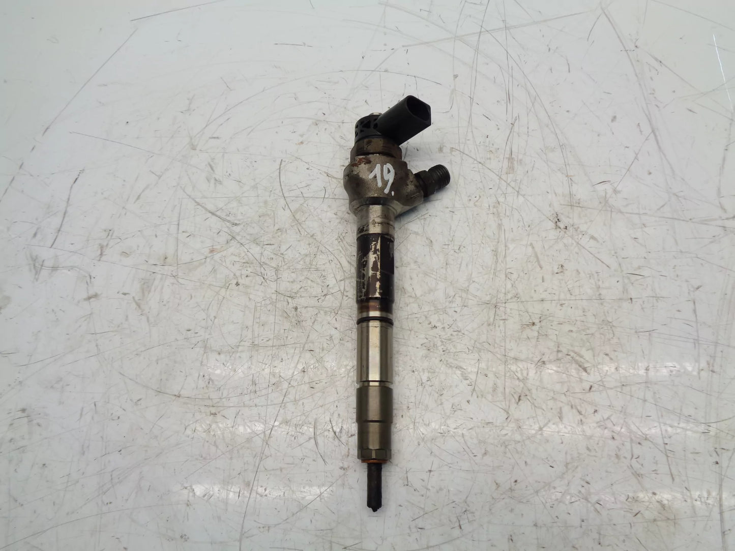 Boquilla de inyección Volkswagen Caddy 2.0 TDI DFSD DFS 0445110469 04L130277AC