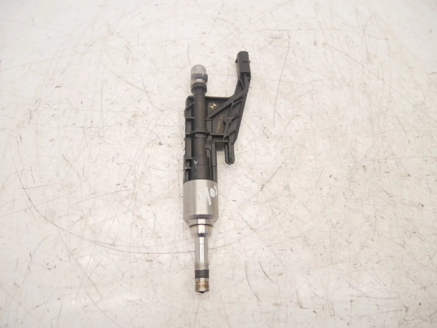 Inyector boquilla de inyección BMW Serie 1 F20 F21 118 i 118i 1.5 B38B15A B38 7639990