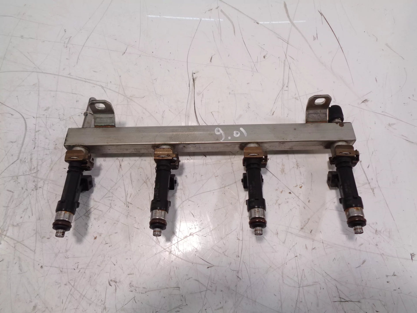 Rampa de inyectores Opel Vauxhall 1,4 B14XER 55572731