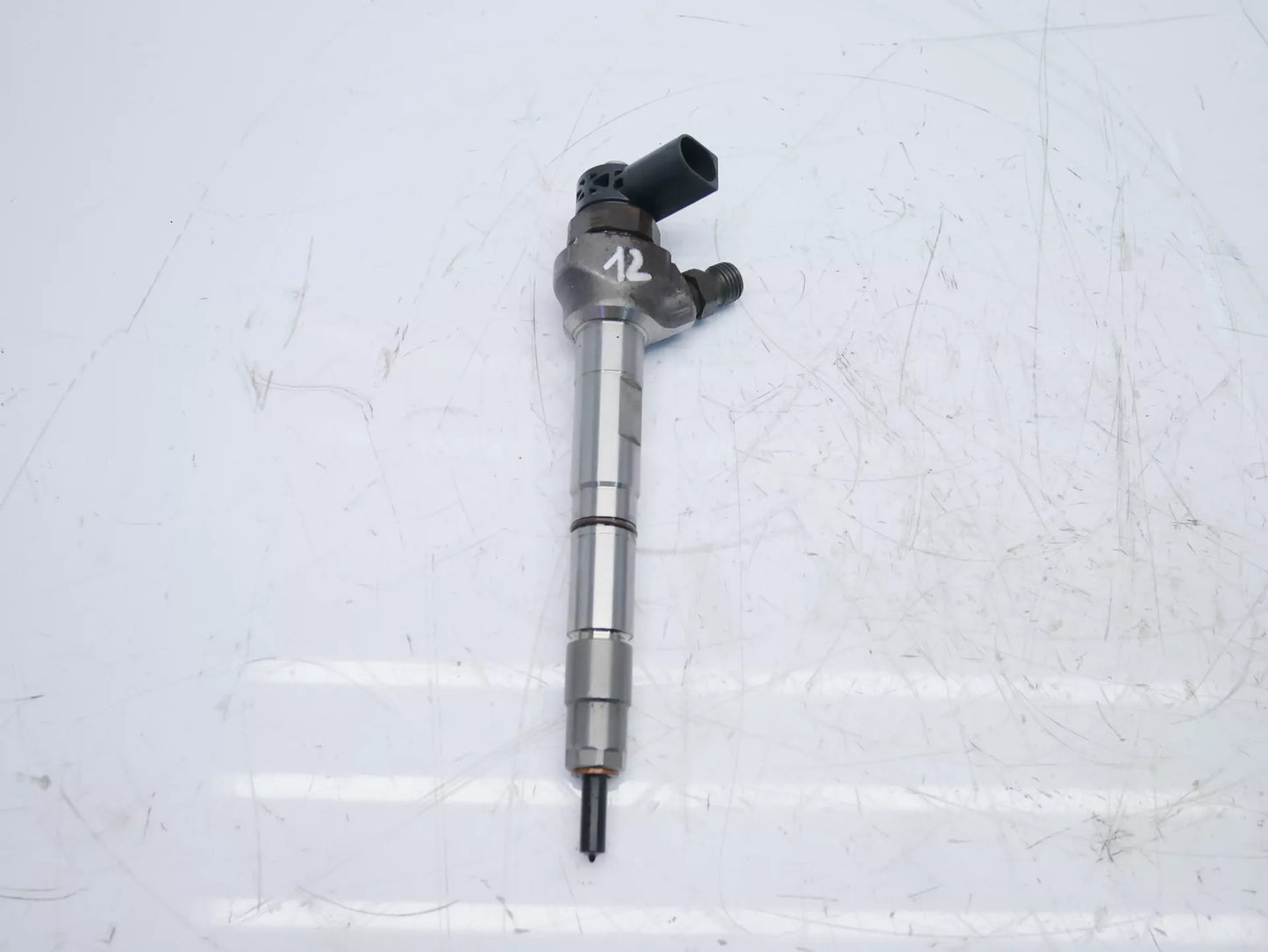 Inyector boquilla de inyección Audi A4 B8 A5 Q5 2.0 TDI CNH 0445110471 04L130277AE