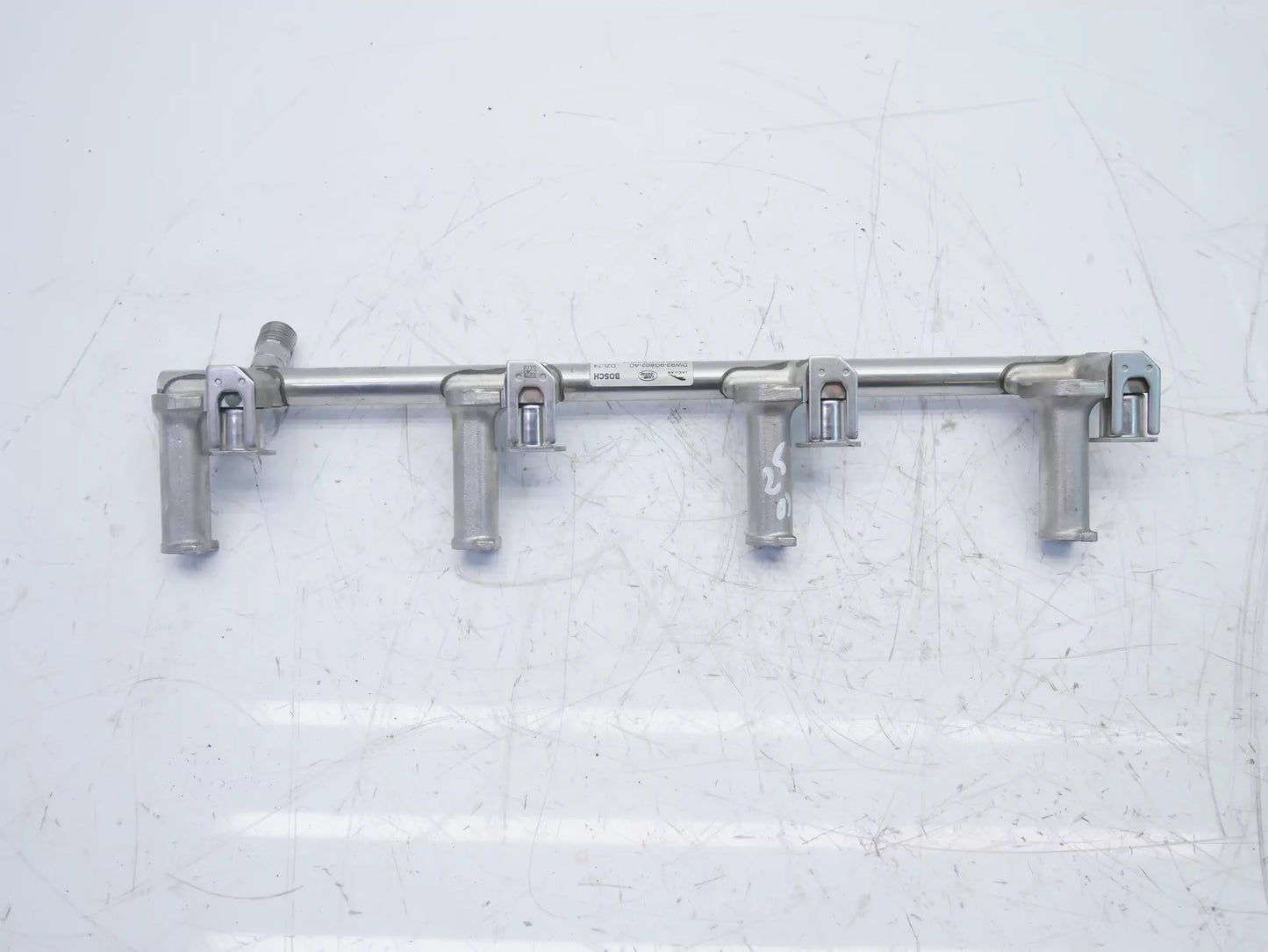 Rampa de inyectores Jaguar 5,0 XFR-S 508PS AJ133 DW93-9H802-AC