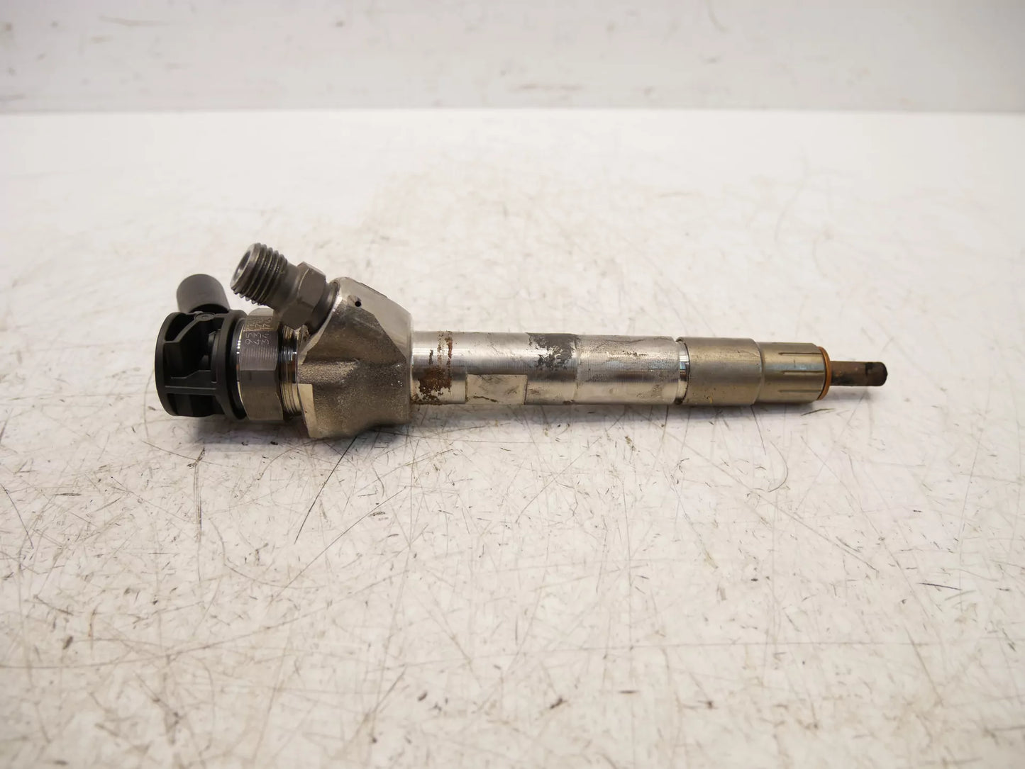 Inyector boquilla de inyección BMW X1 F48 2.0 20 d sDrive B47C20B 8579236