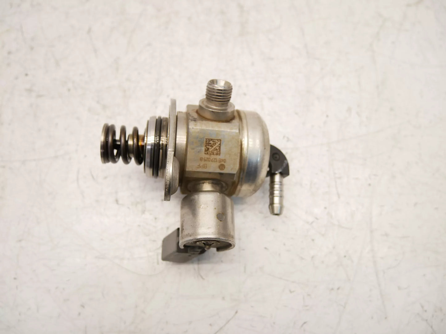 Bomba de combustible Audi Seat Skoda Volkswagen 1,4 TSI CZEA CZE 04E127025B