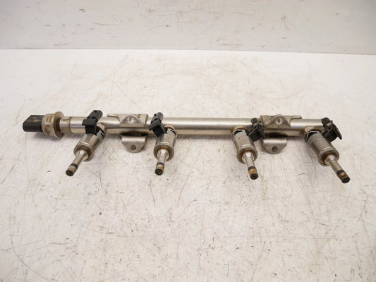 Rampa de inyectores Audi 1,4 TFSI CZC CZCA 04E133036A 06K906051A