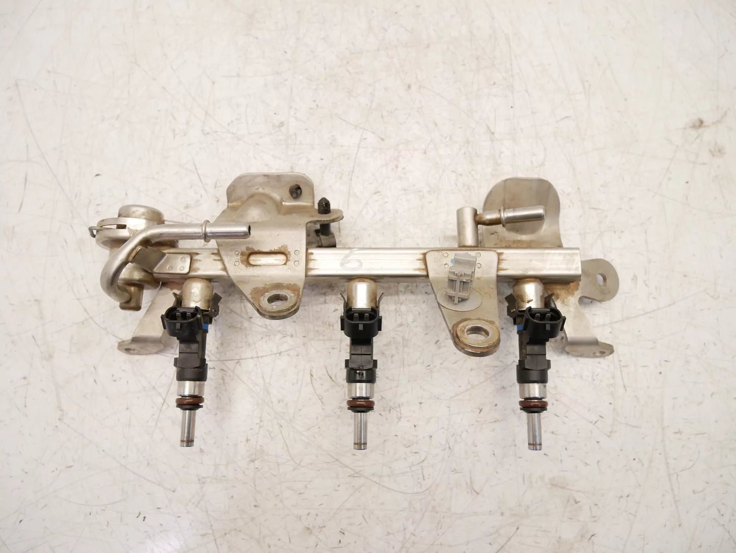 Rampa de inyectores Renault 0,9 TCe gasolina 90 H4B412 H4B 175201470R