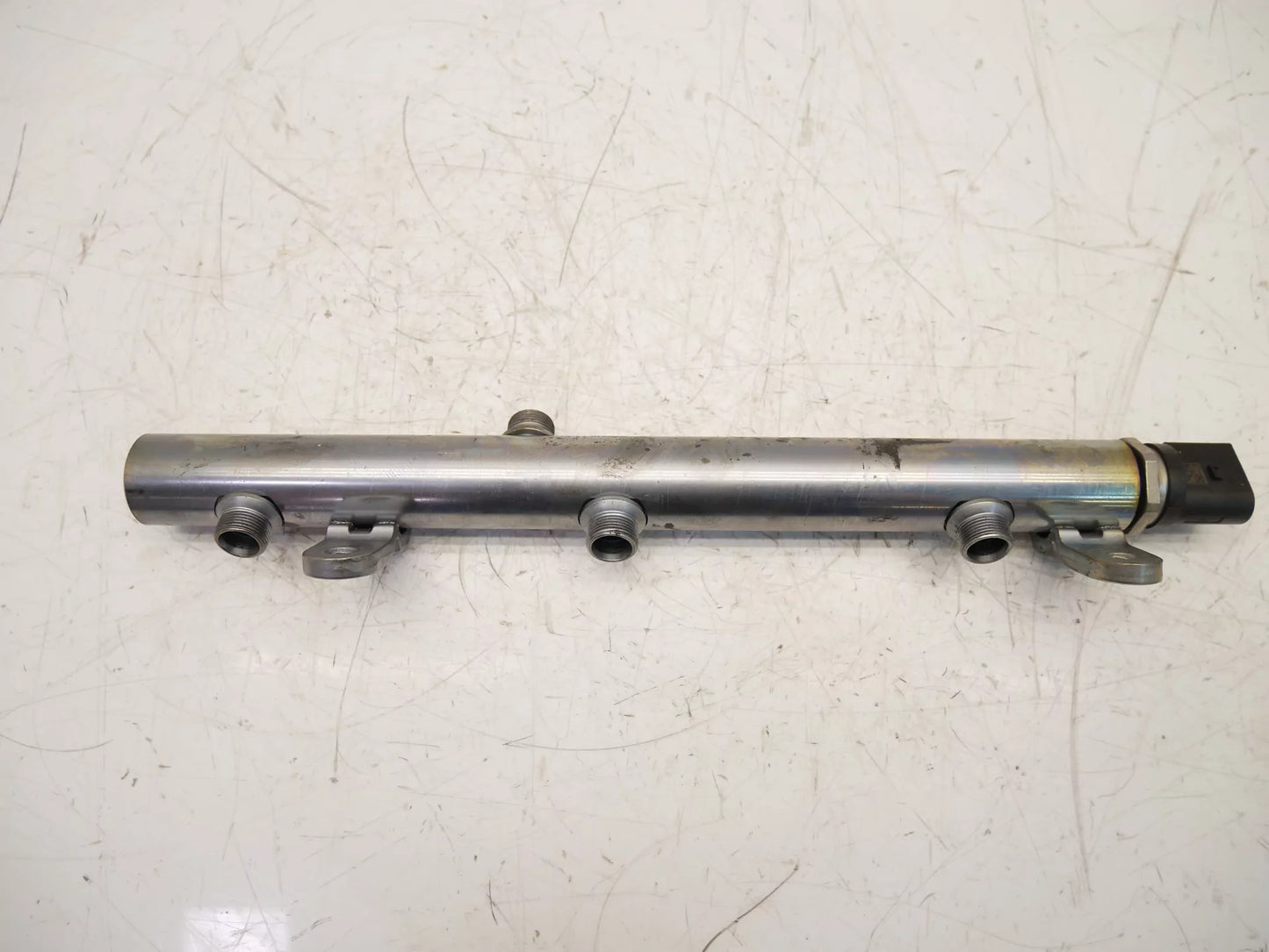 Rampa inyectora Mercedes-Benz 3,0 CDI Diesel OM642.896 A6420703095