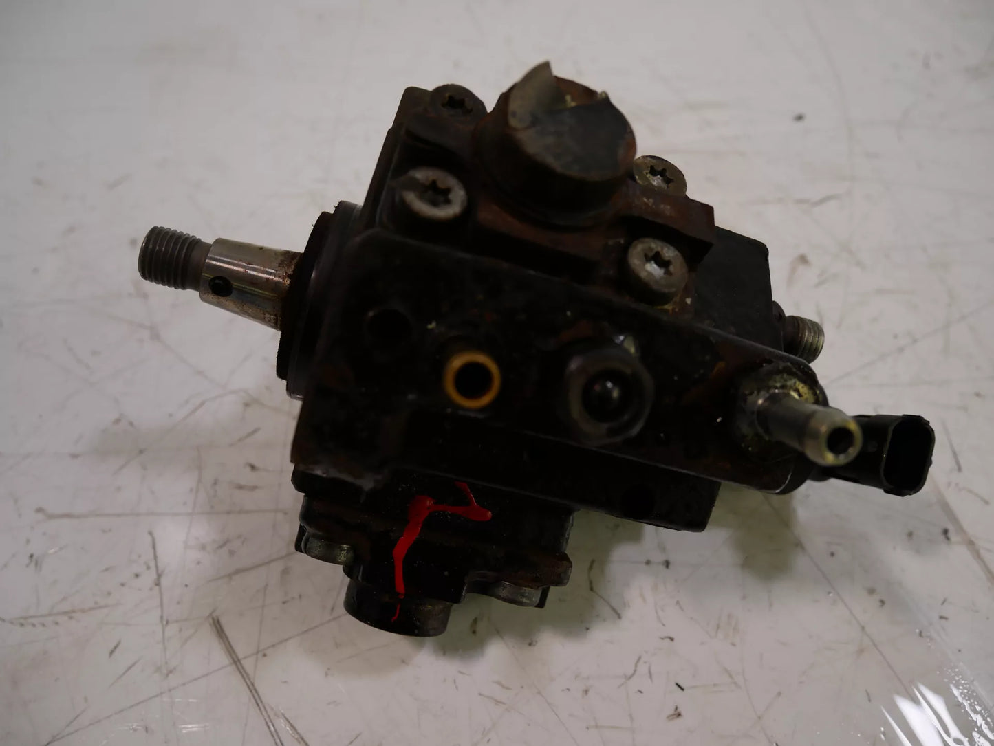 Bomba de alta presión Opel Saab Astra Insignia 2.0 CDTI A20DTH 55571005