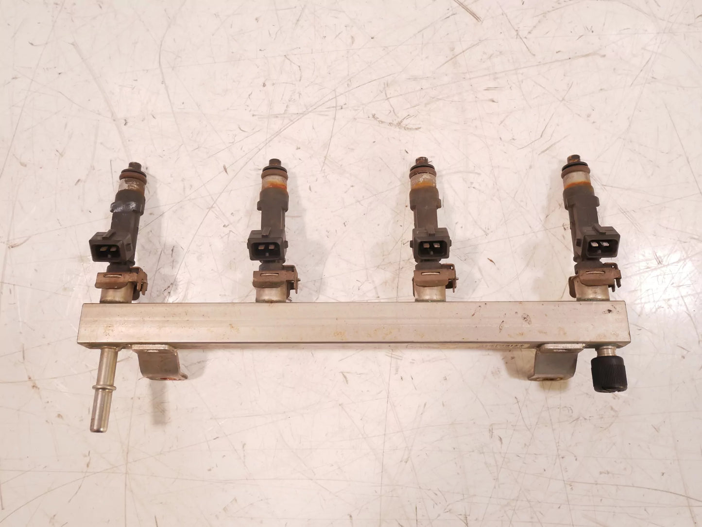 Rampa de inyectores Opel 1,2 A12XER LDC 55562258