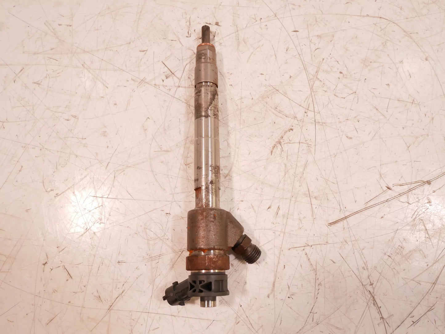 Inyector boquilla de inyección Citroen Berlingo 1.5 BlueHDi DV5RD YHY 9828959880