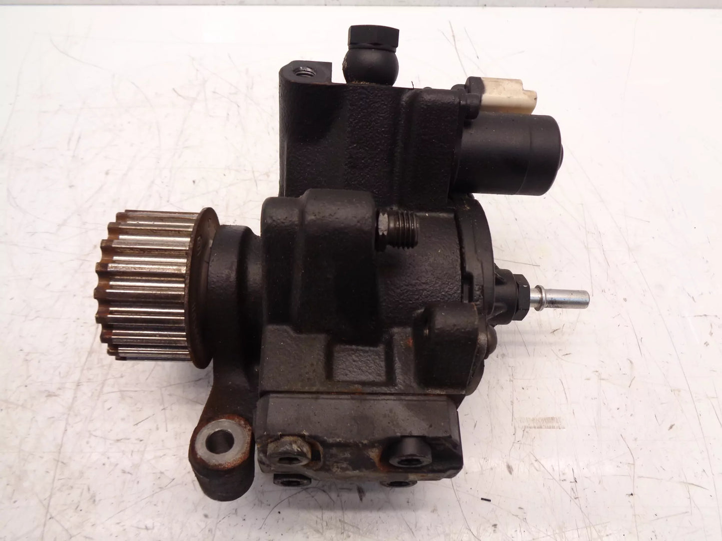 Bomba de alta presión Mercedes-Benz Clase A 1.5 CDI K9K461 607.951 167002413R