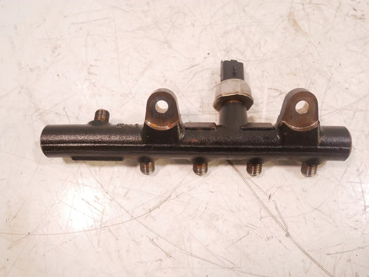 Rampa inyectora Dacia Renault 1,5 dCi K9K658 K9K H8201225030