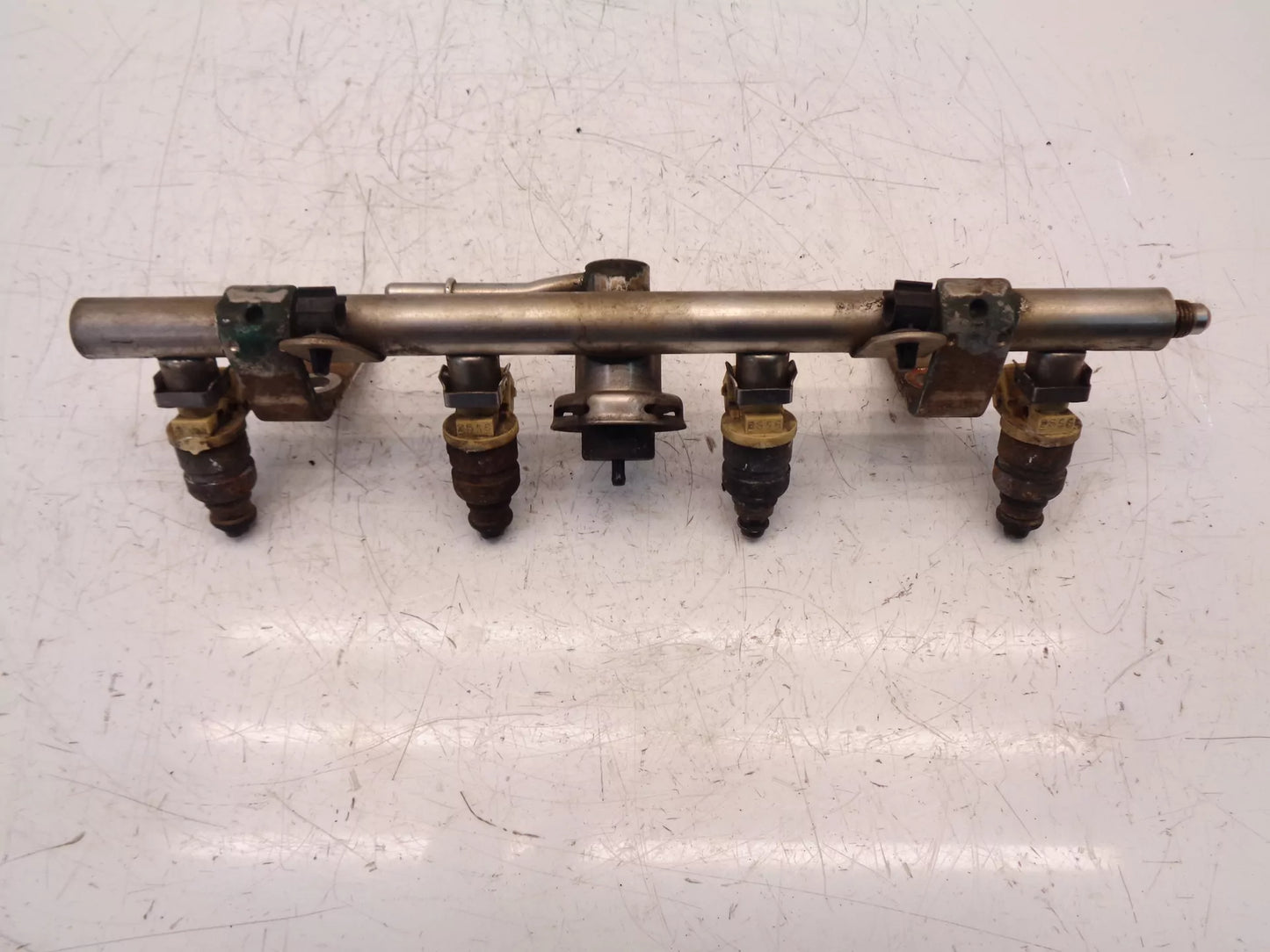 Rampa de inyectores Mini 1,6 W11B16A