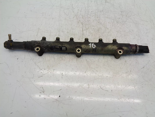 Rampa inyectora Volvo 2,4 D5 AWD D5244T 0445215015