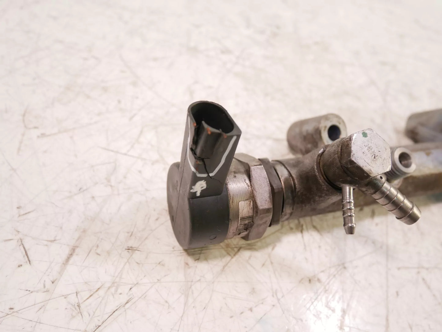 Rampa inyectora Audi Porsche Volkswagen 3,0 D CRC CRCA