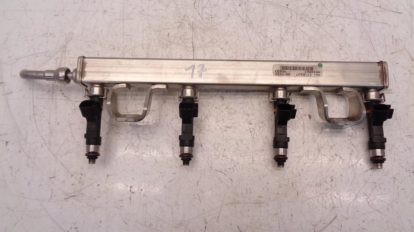 Rampa de inyectores Ford 2,0 gasolina UACC 4M5G-9D280-DB