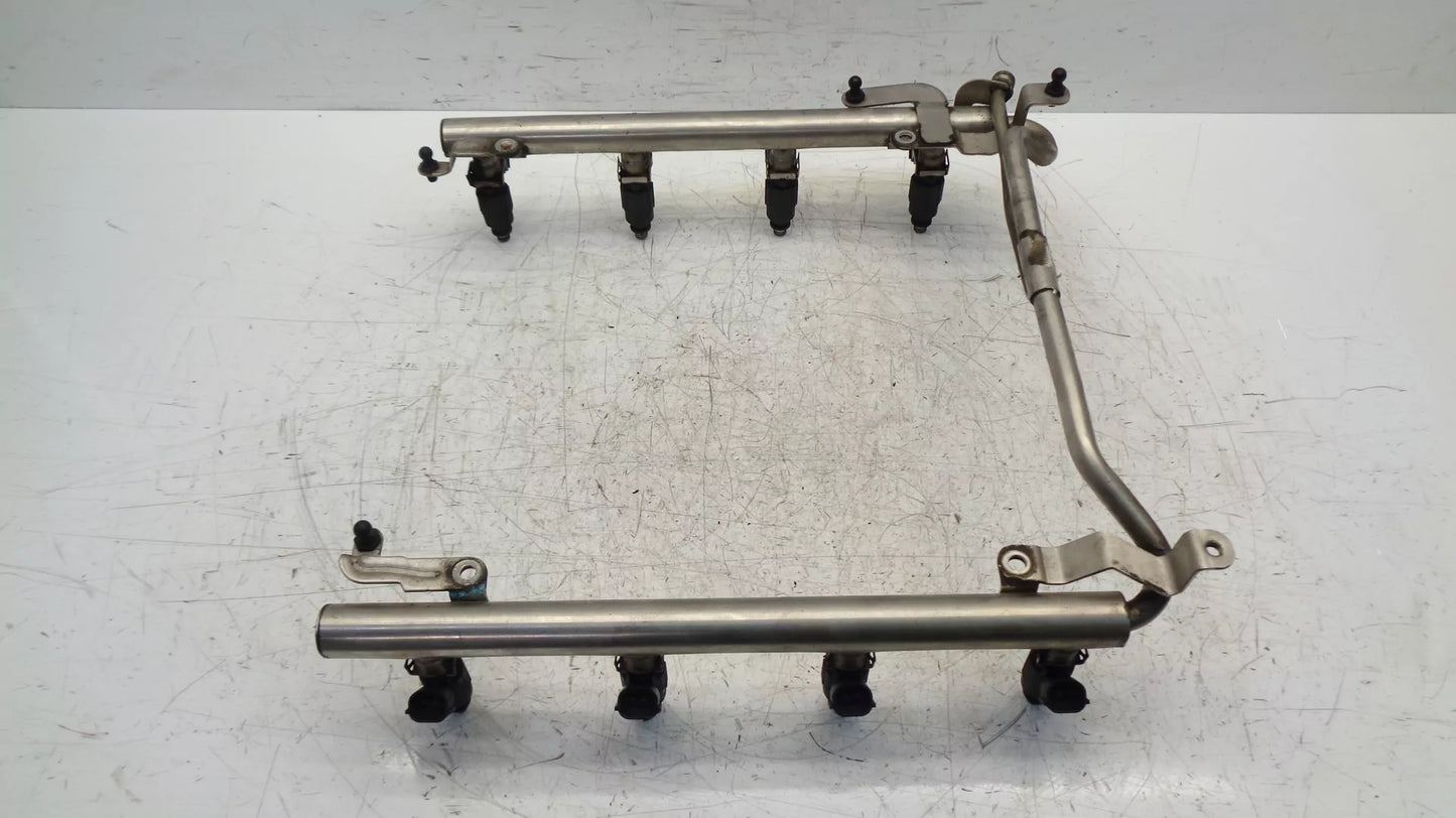 Rampa de inyectores Audi 4,2 V8 Quattro BBK 079133681P