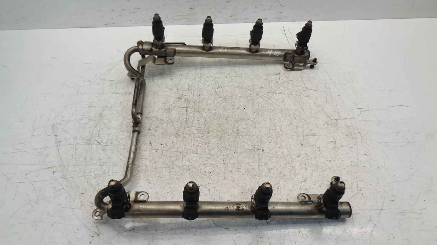Rampa de inyectores Audi 4,2 V8 Quattro BBK 079133681P