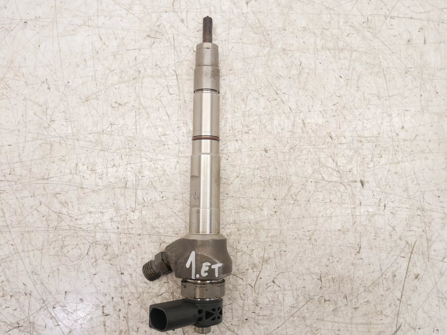 Inyector boquilla de inyección Audi A4 B8 A5 8T 2.0 TDI Diesel CNHC CNH 04L130277AE