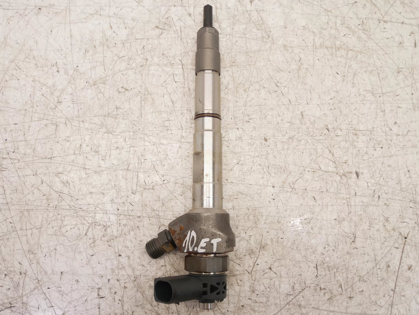 Inyector boquilla de inyección Audi Volkswagen A3 Golf 2.0 TDI Diesel DGCA DGC 04L130277AE