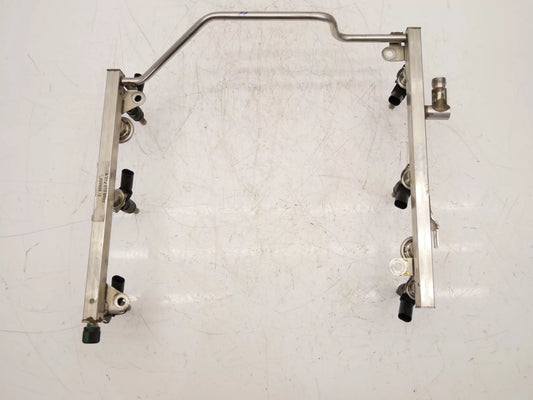 Rampa de inyectores Mercedes-Benz 350 3,5 M272.963 M272 272.963 A2720700995