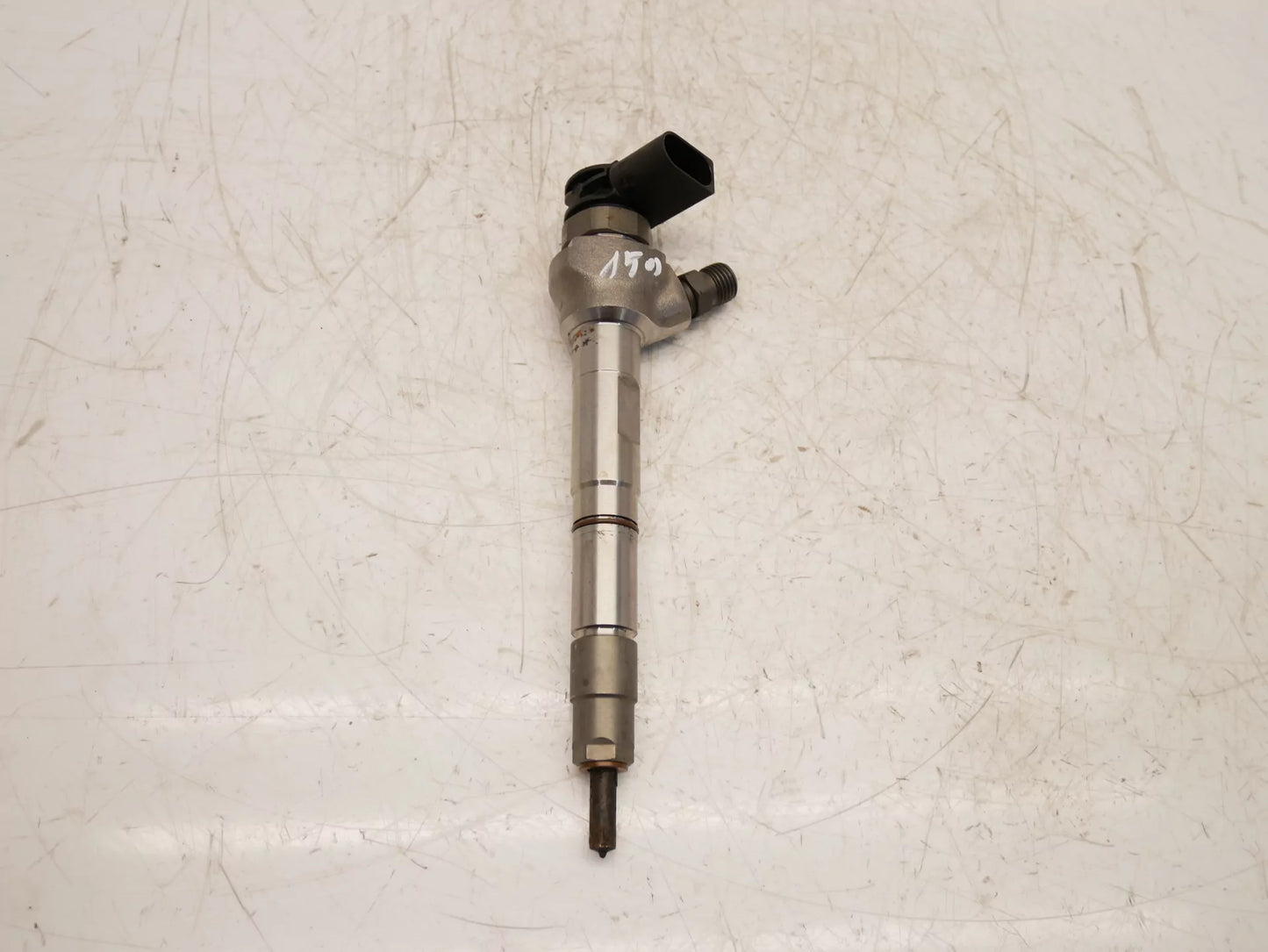 Inyector Audi Volkswagen Skoda A3 Golf Kodiaq 2.0 TDI DTUA DTU 05L130277M