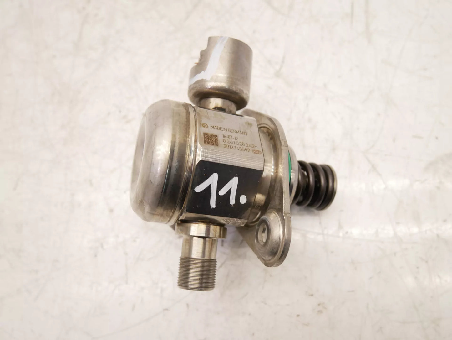 Bomba de combustible Defecto Mercedes-Benz 4,0 V8 M177.980 177.980 0261520342