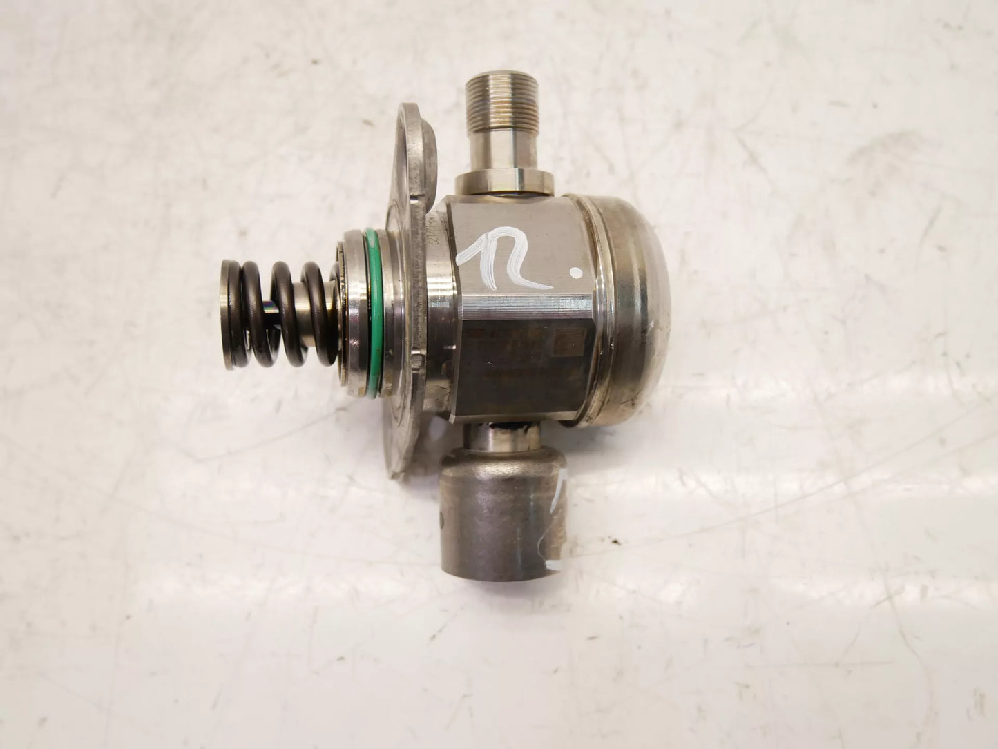 Bomba de combustible Defecto Mercedes-Benz 4,0 V8 M177.980 177.980 A1770700401