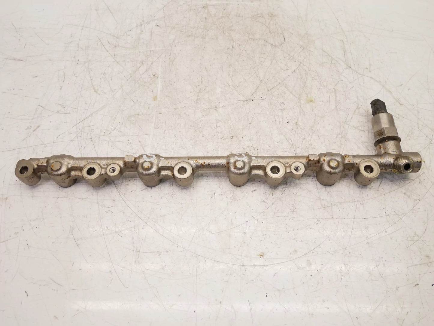 Rampa de inyectores Lexus 2,5 300h gasolina Hybrid 2AR-FSE 2AR 89458-30030