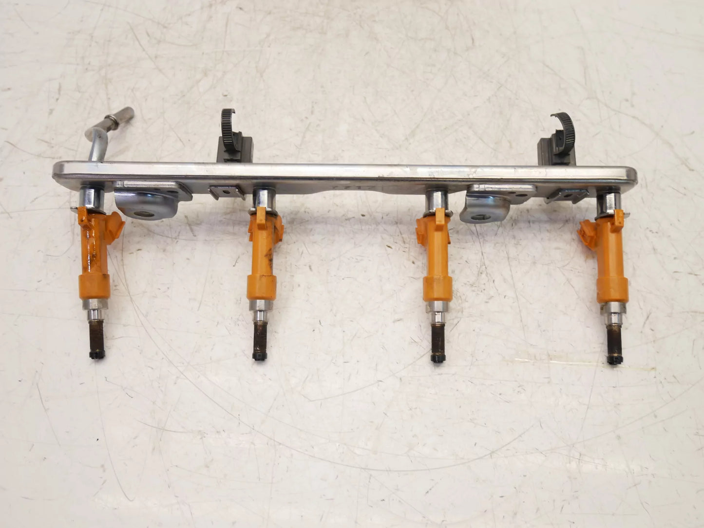 Rampa de inyectores Lexus 2,5 300h gasolina Hybrid 2AR-FSE 2AR HGSH1 23250-36020