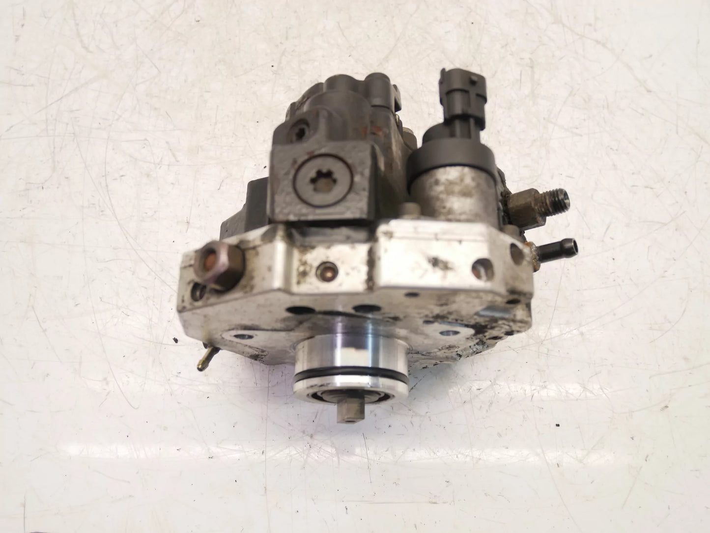 Bomba de alta presión Volvo XC90 XC 90 275 2.4 D5 AWD D5244T 0445010043 8689591