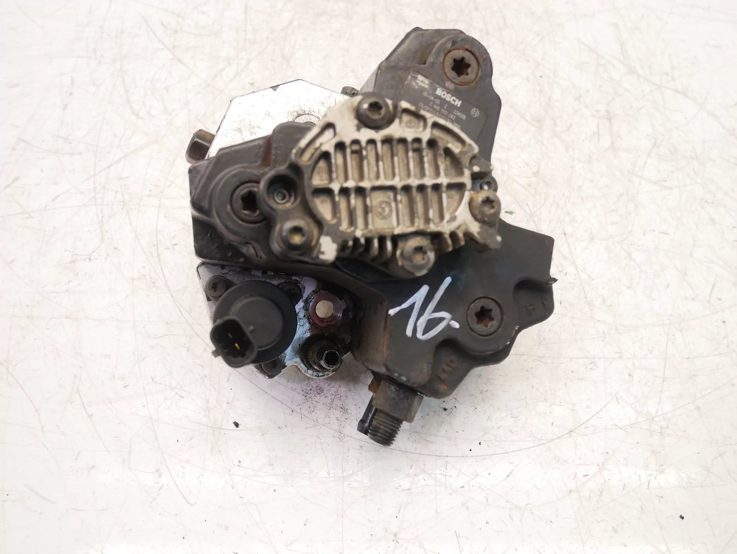 Bomba de alta presión Volvo XC90 XC 90 275 2.4 D5 AWD D5244T 0445010043 8689591
