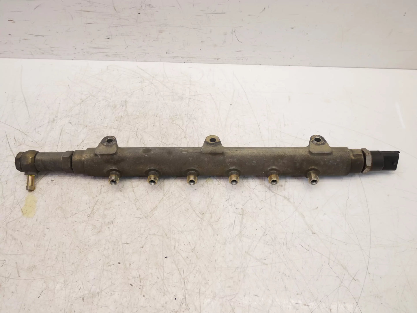 Rampa inyectora Volvo 2,4 D5 AWD D5244T 30622085 0445215015