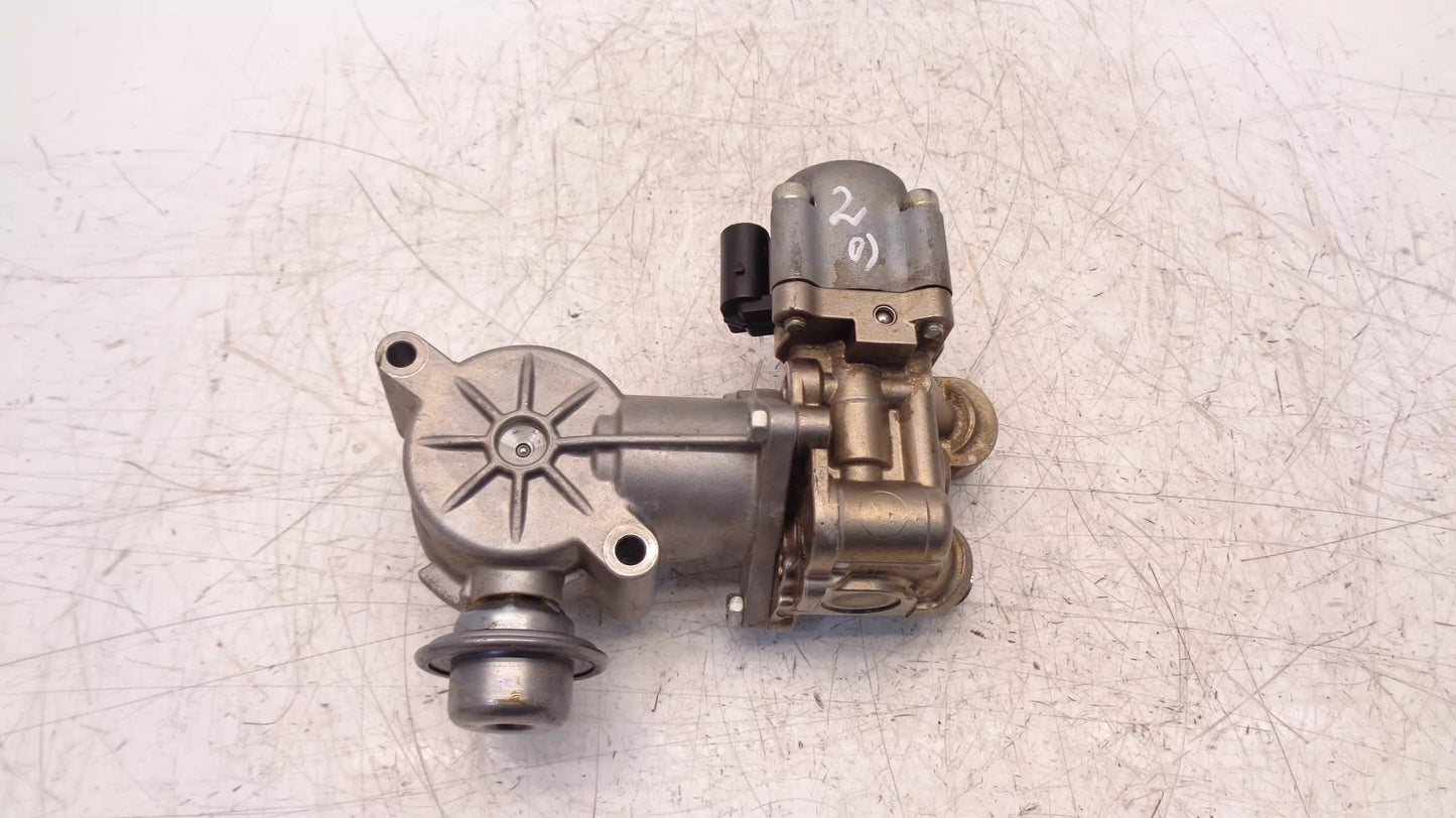 Bomba de combustible Mercedes-Benz 1,8 CGI 271.860 M271.860 A2710702201