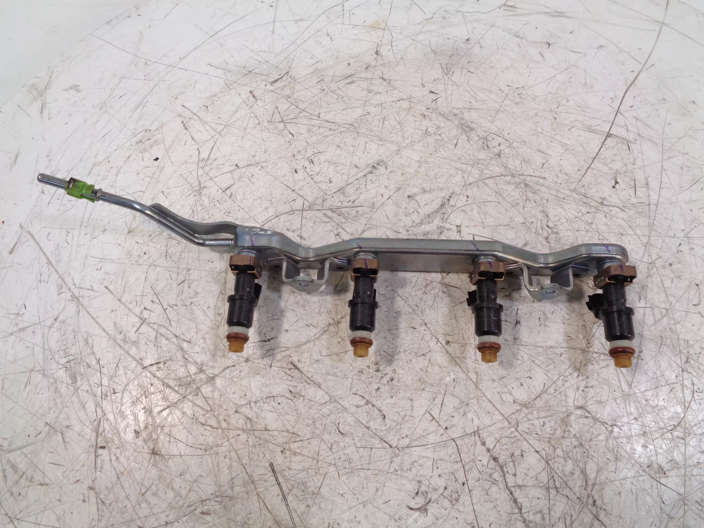 Rampa de inyectores Honda 1,5 eHEV gasolina LEB8 LE