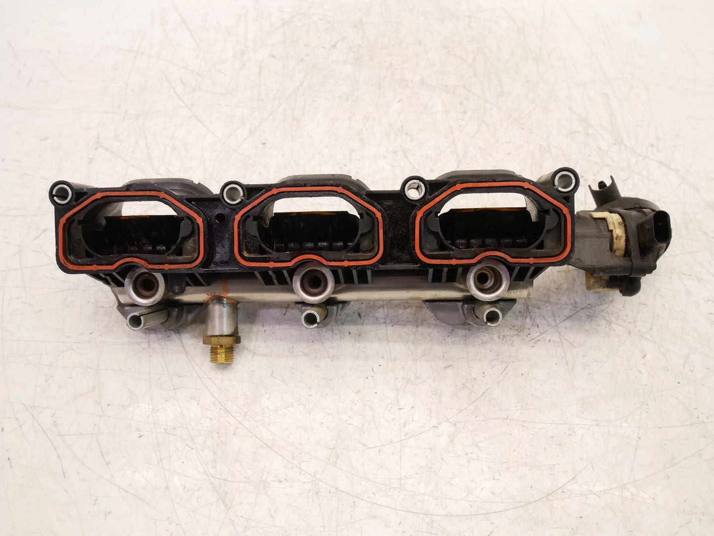 Rampa de inyectores Audi 3,0 TFSI Quattro CTUB CTU 06E133110S 06E113340E