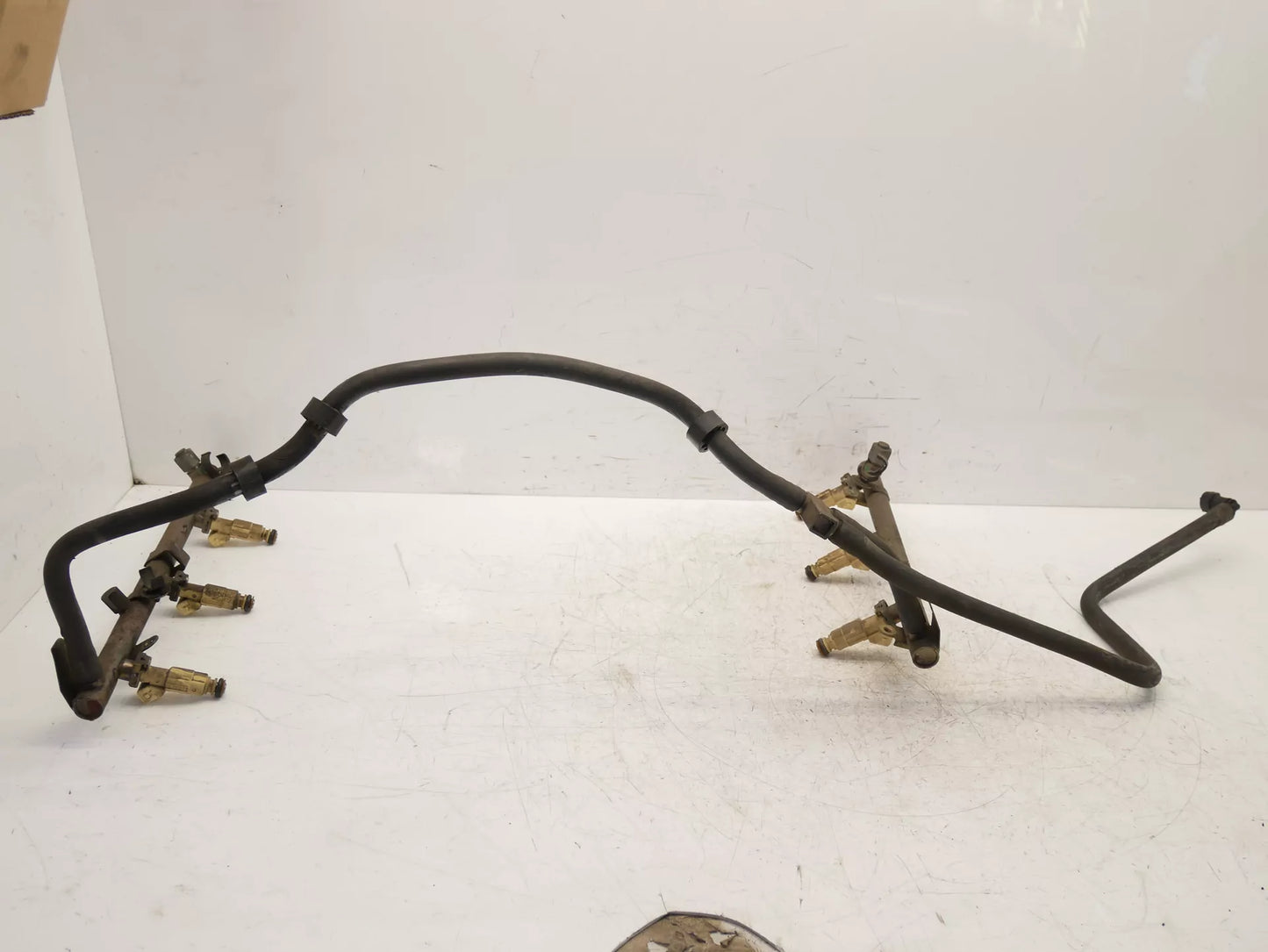 Rampa de inyectores Porsche 3,2 S gasolina 96.24 M96.24